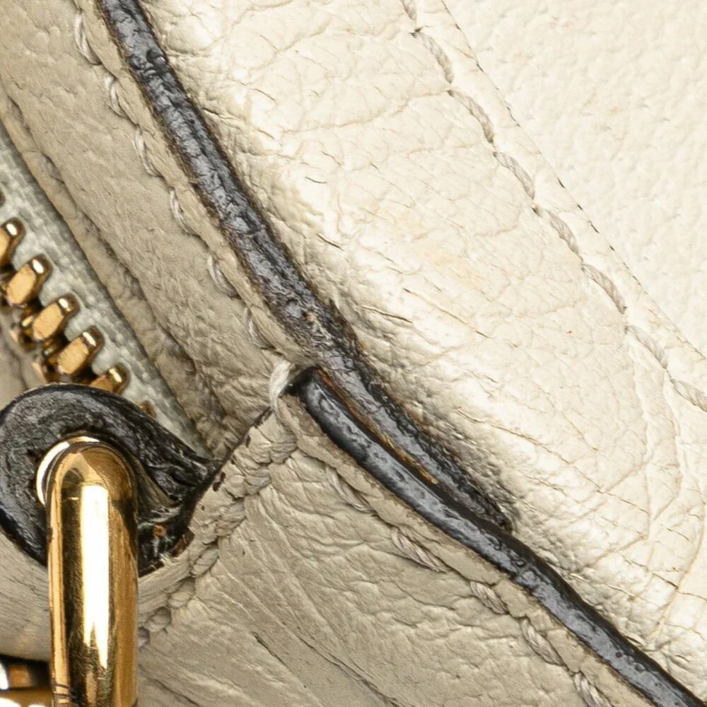 GUCCI Authentic Red Leather Shoulder Bag - Picture 4 of 10